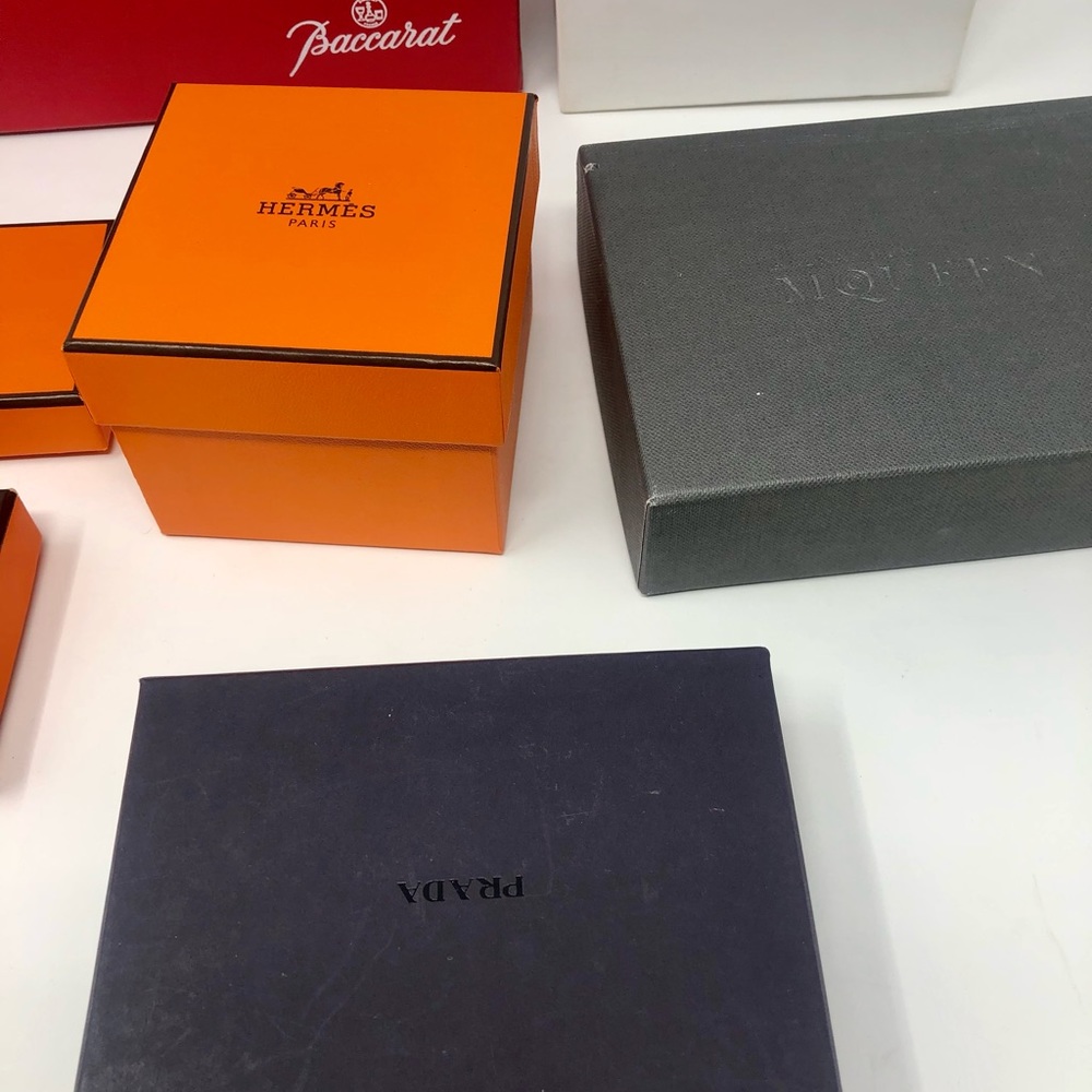 Authentic Designer Gift Boxes Great condition - Picture 2 of 6
